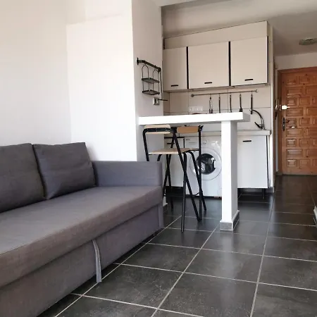 Estudioplayaloslocos Appartamento Torrevieja